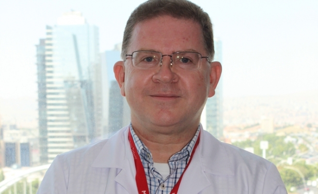 Memorial Ankara Hastanesi Genel Cerrahi Bölümü’nden Prof. Dr. Cenap Dener