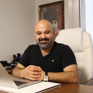 Op. Dr.Tamer Şakrak
