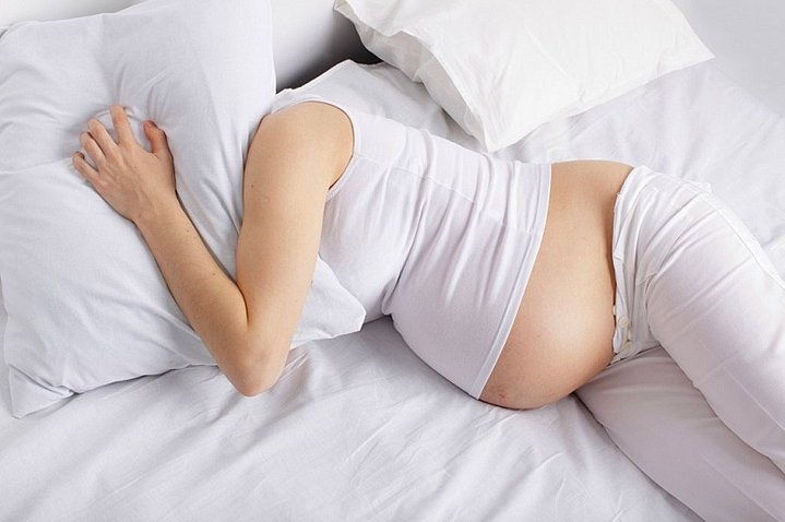 Doğum sonrası idrar kaçırmak normal midir? — haber görseli