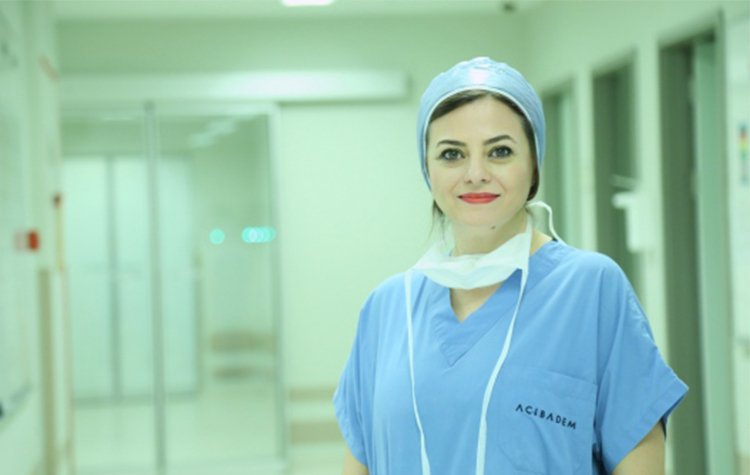 Kadın Hastalıkları ve Doğum, Üreme Endokrinolojisi ve İnfertilite Uzmanı Doç. Dr. Müberra Namlı Kalem
