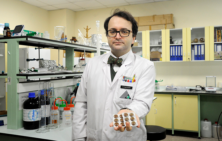 Virüsün akciğere inmesini yüzde 80 oranında engelliyor 6