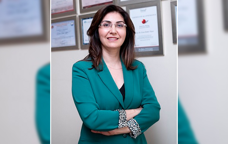 Jinekolog, Cinsel Terapist, Kadın Hastalıkları ve Doğum Uzmanı Op.Dr.Esra Demir Y&uuml;zer