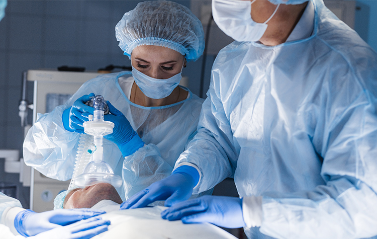 Salgında Ön Sırada Çarpışan Kahramanlardan Anesteziyoloji ve Reanimasyon Uzmanları 8