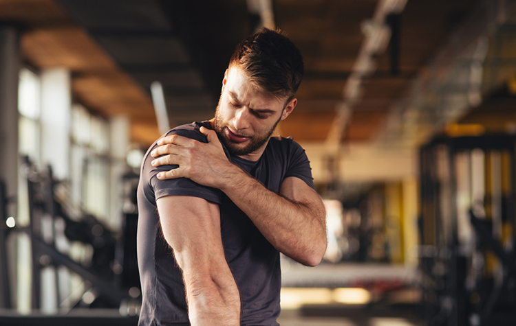 Omuz çıkıklarına yol açan 5 neden! 7