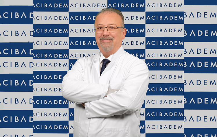 Göz Hastalıkları Uzmanı Prof. Dr. Haluk Esgin