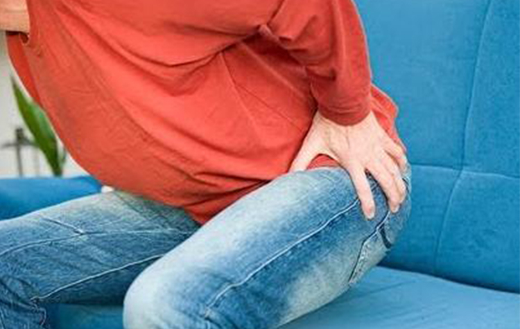 Makat çatlakları tuvalete gitmeyi işkenceye dönüştürüyor 7