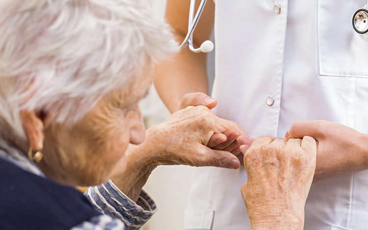 Kabızlık, uyku ve koku alma bozuklukları Parkinson belirtisi olabilir 1