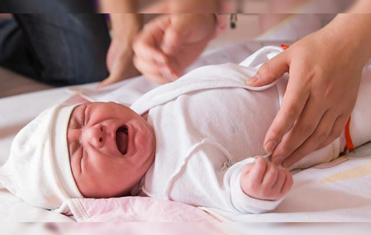 Bebekleri fazla giydirmek onları sinirli yapabilir 7