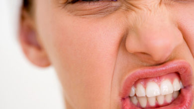 Diş sıkmak baş ağrısına neden oluyor ! 1