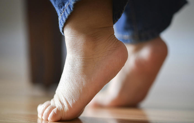 Çocuğunuz Bu Şekilde Yürüyorsa Dikkat! 7