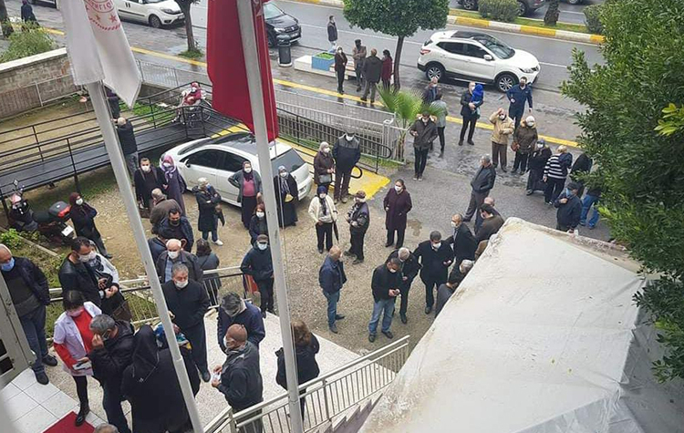 Aile sağlık merkezleri tıklım tıklım doldu 6