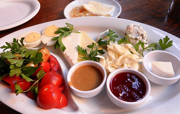 Kahvaltıda olmazsa olmaz 8 besin ! 7