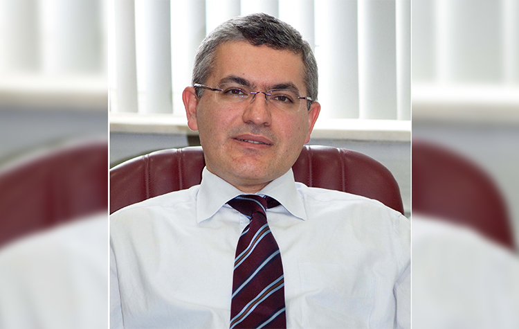 Prof. Dr. Raif Çakmur: “Parkinson hastalığında, hasta yakınlarına önemli görevler düşüyor!” 6