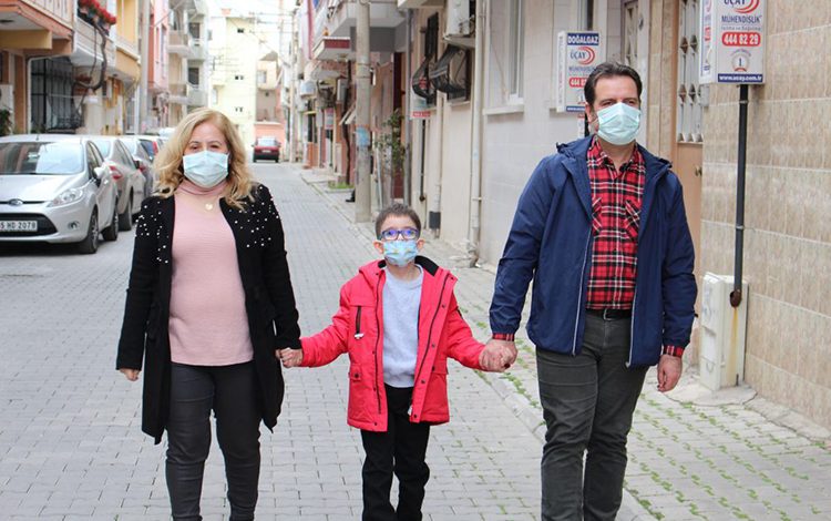 El Ele Yürüyerek ışığı gördüler ! 1