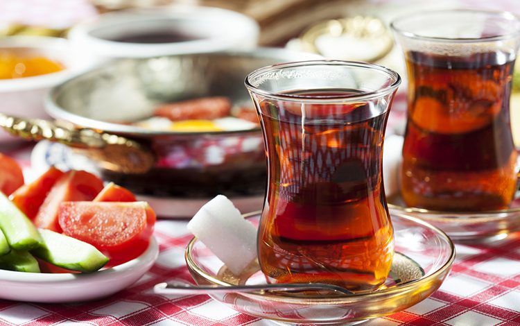 Bayramda mideye zarar veren 10 önemli hata! 1