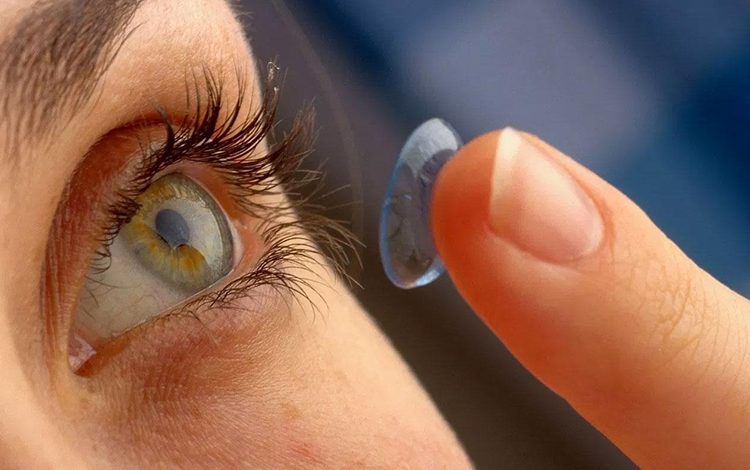 Kontakt Lens kullanımına dikkat ! 1