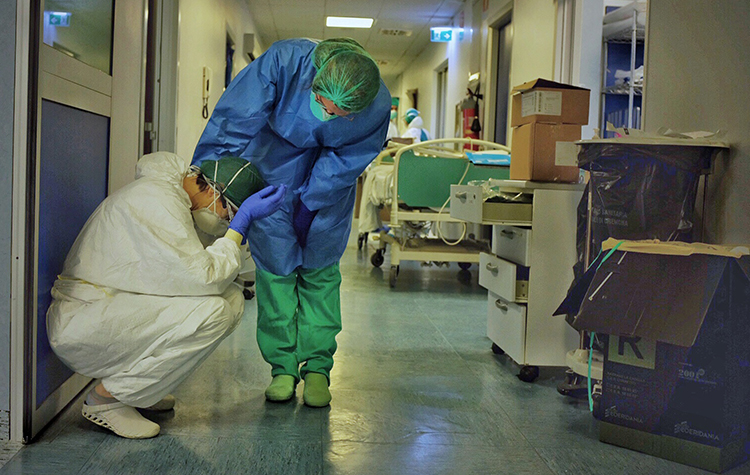 Sağlık çalışanlarına Covid ek ödemeleri adil dağıtılmıyor 7