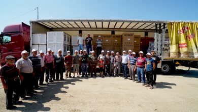 Yangında evlerini kaybeden aileler yaralarını sarıyor 2