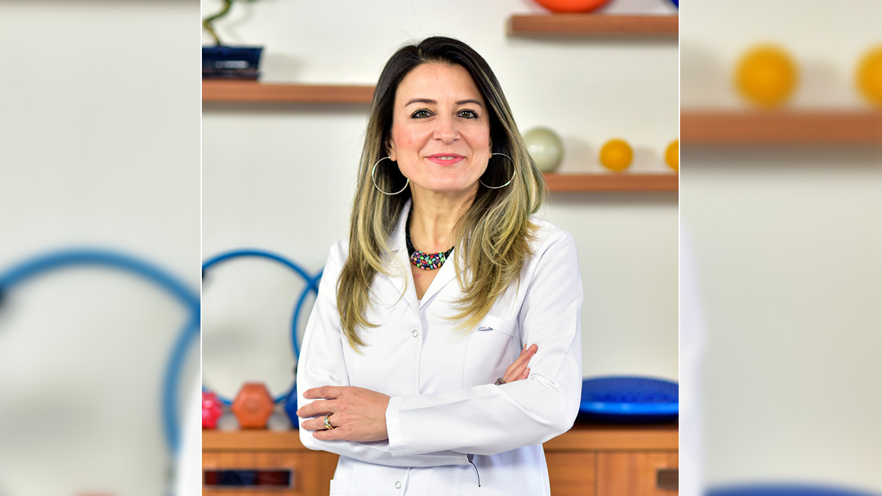 Anneler dikkat! Çocuklarda ki Skolyoz fizik tedaviyle çözümü mümkün 6