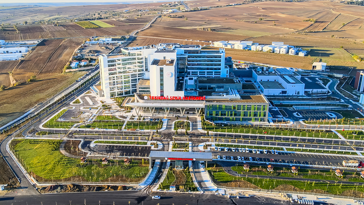 Tekirdağ İsmail Fehmi Cumalıoğlu Şehir Hastanesi birinci yaşında 6