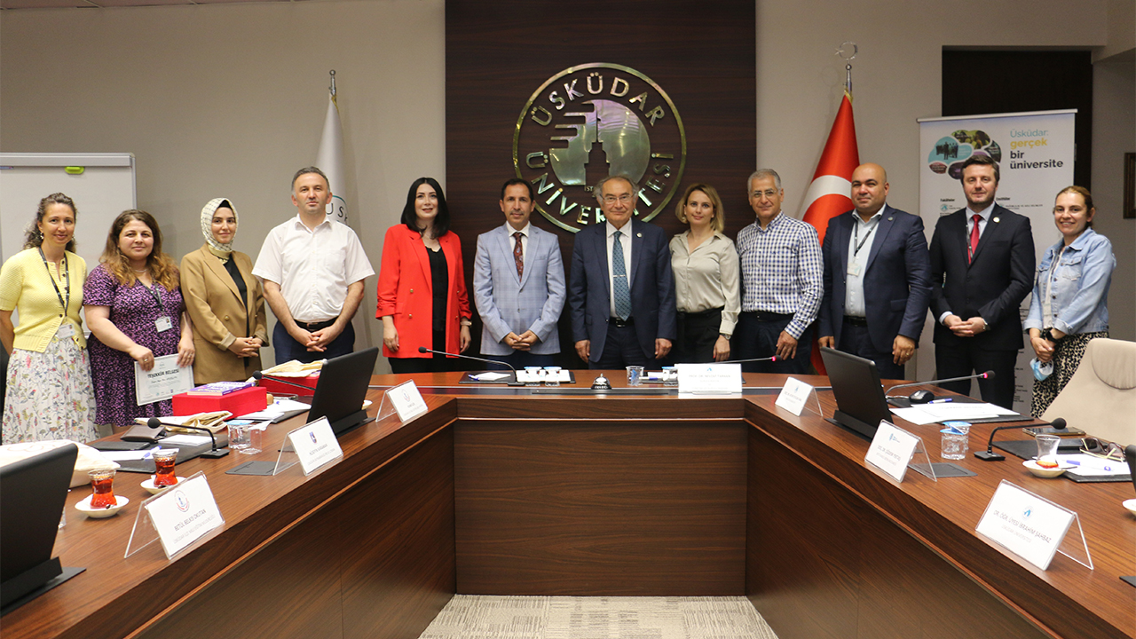 Prof. Dr. Nevzat Tarhan: “Önlem alınmazsa kimliğimiz değişecek” 6