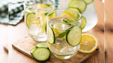 Su içemeyenlere 3 aromalı su önerisi 1