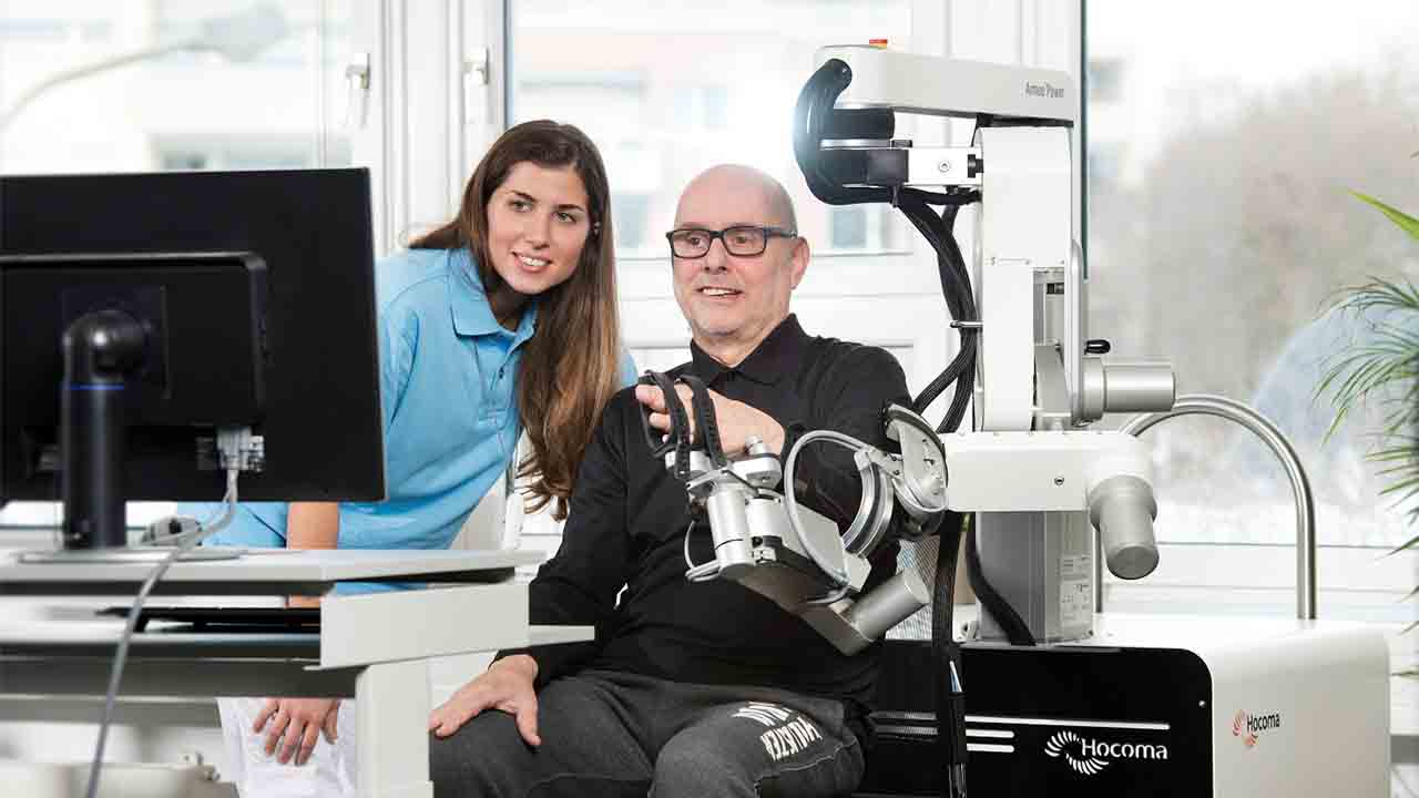 Fizik tedavi hekimleri ROBOTLARLA el ele! 10