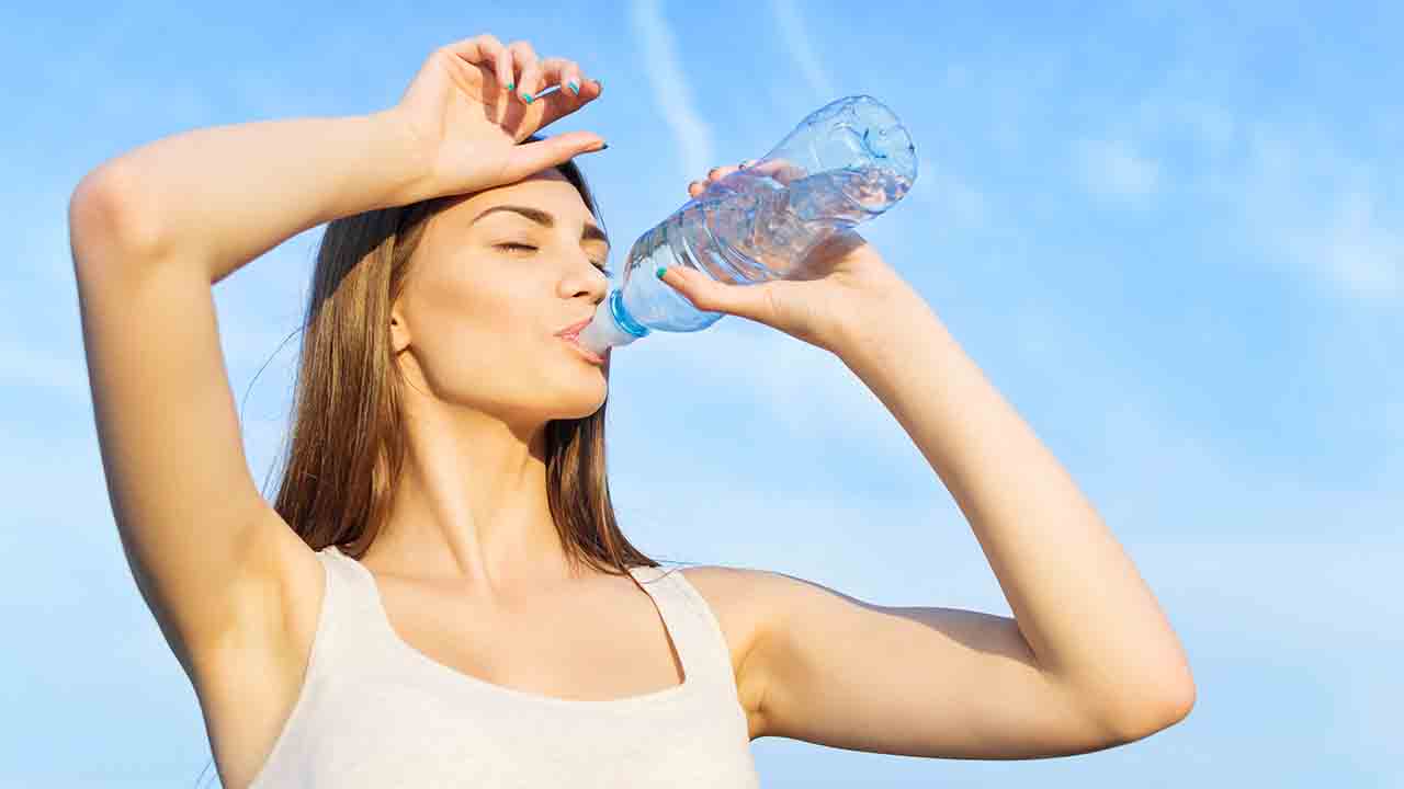 Yaz mevsiminde sıvı tüketimi ve böbrek sağlığına dikkat! 6