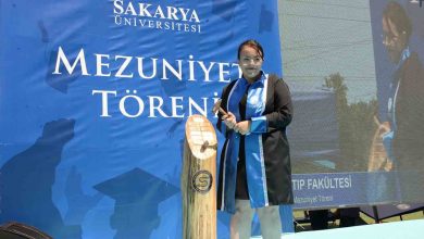 Tıp Fakültesi Birincisi Dr. Kurt : "İlk Tercihiniz SAÜ Tıp olsun" 3