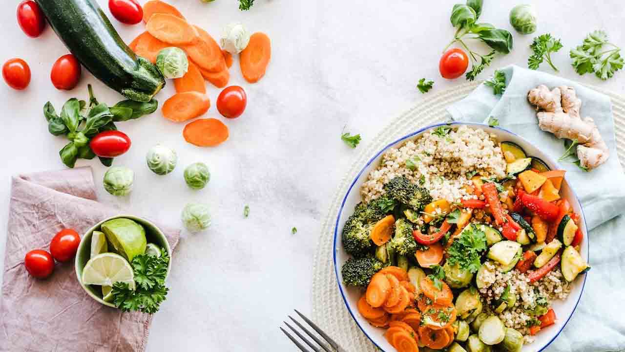 Çeşitli ve dengeli beslenme besin alerjisini önlüyor! 6