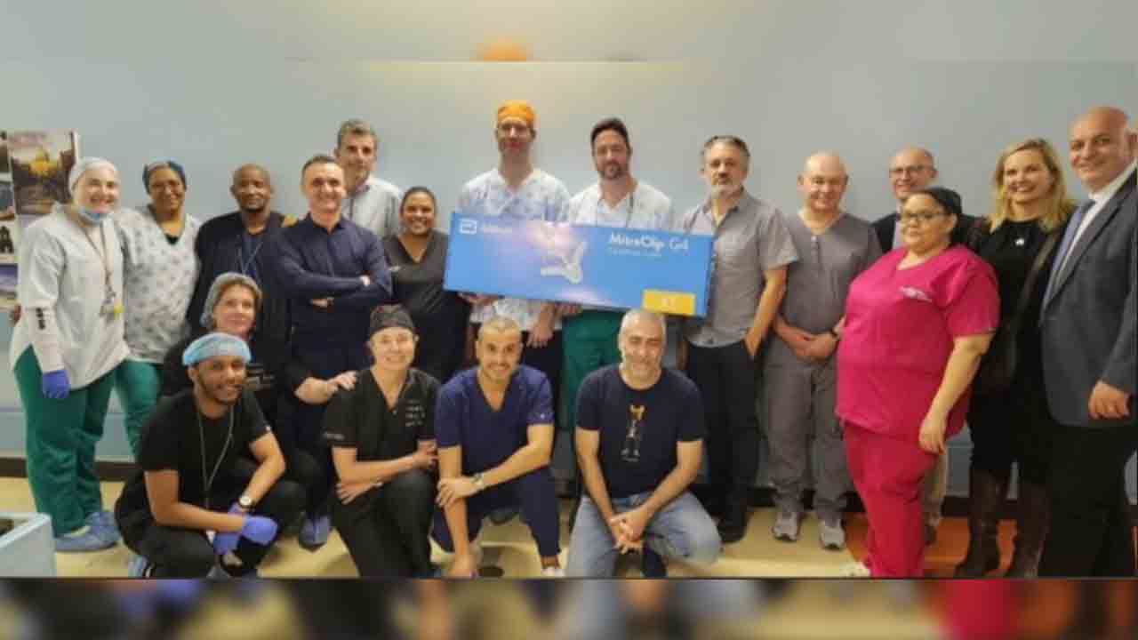 Dünyada ilk kalp naklinin yapıldığı hastanede, Türk doktorlardan bir ilk 7