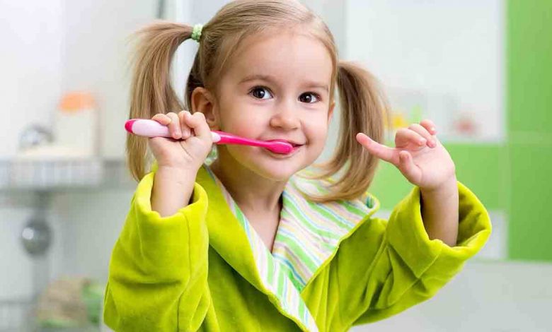 Çocuklarda diş macunu tadına göre değil Flor oranına göre seçilmeli 1