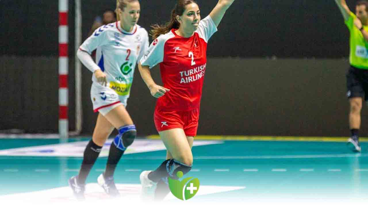 Milli Hentbolcu Beyza Karaçam, Ön Çapraz Bağ Ameliyatı oldu 8