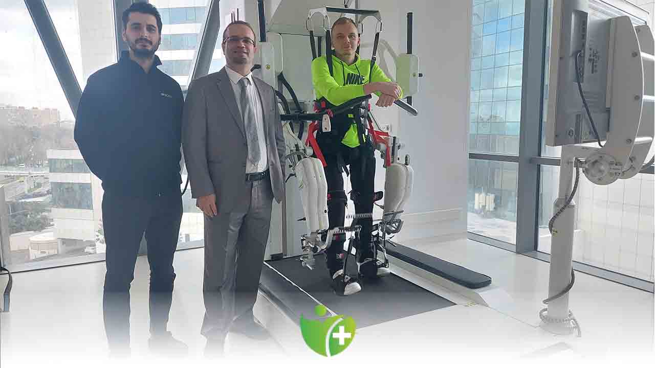 Omurilik Felçli Bosnalı genç, Yürüme umudunu Türkiye’de buldu 6