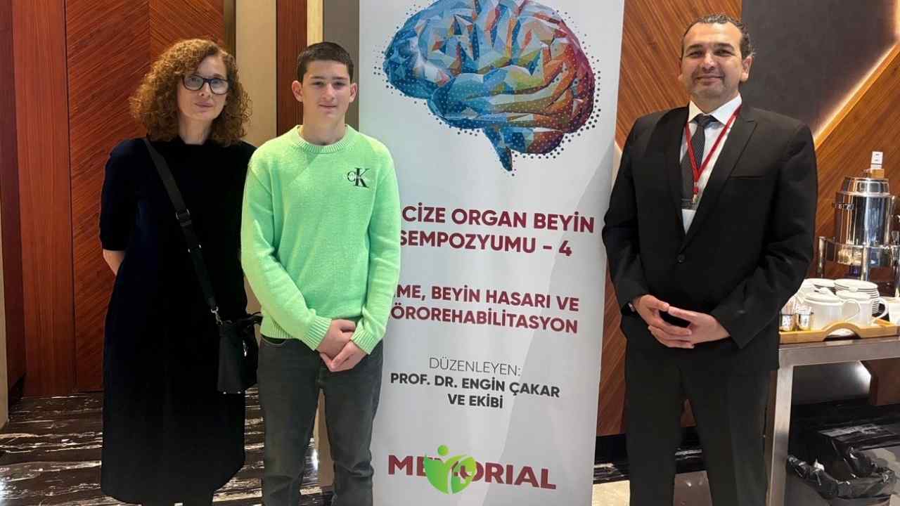 İnme ve Beyin Hasarına karşı zaferlerini bir araya gelerek kutladılar 7