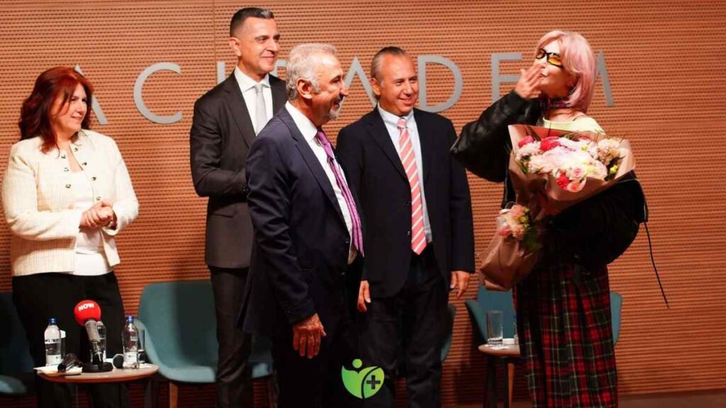 Hande Yener'den Meme kanseri mücadelesi: "Hayat bana yeni bir şans verdi" 4